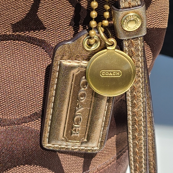 Retired Coach Signature Brown Tote Bronze … - Picture 6 of 16